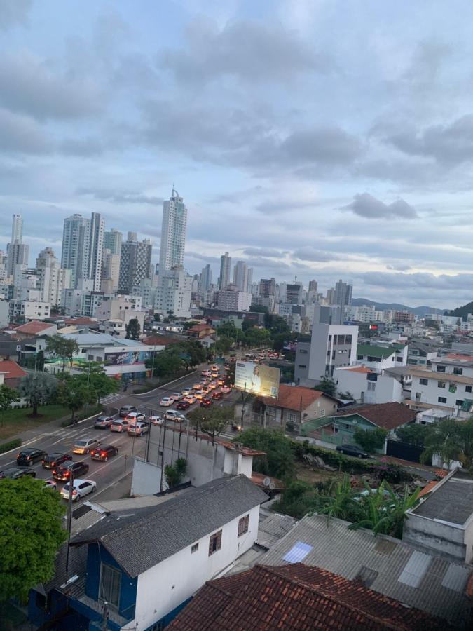 Encantos Dos Mares - Apartamento 5 - Balneário Camboriú Extérieur photo