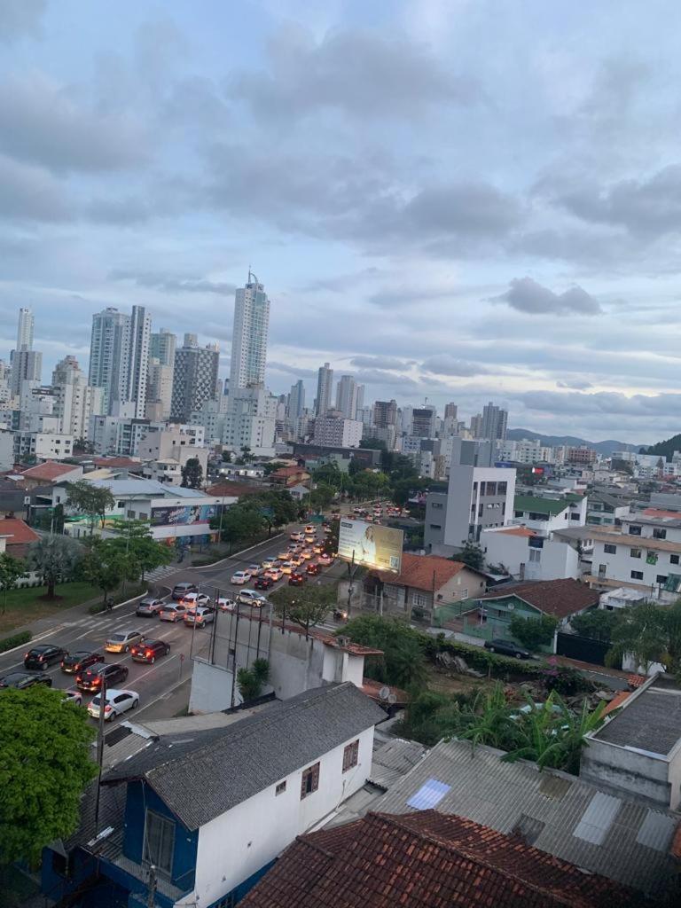 Encantos Dos Mares - Apartamento 5 - Balneário Camboriú Extérieur photo